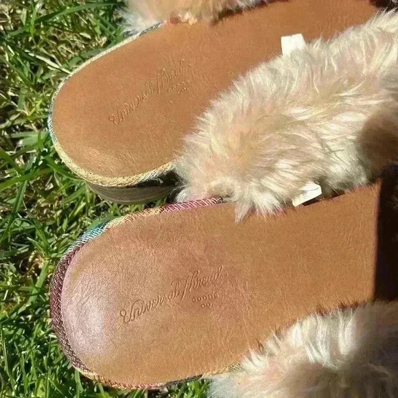 Universal Thread Colorful Fuzzy Slides Mules Native American pattern - Picture 2 of 5